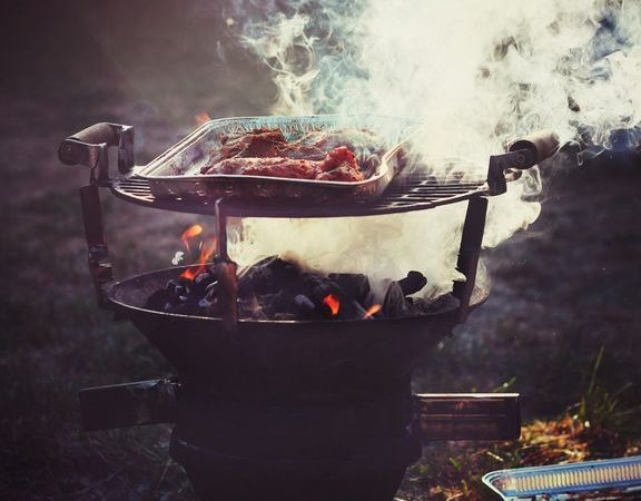 My Neighbor Started a Barbecue Every Time I Hung Laundry Outside Just to Ruin It