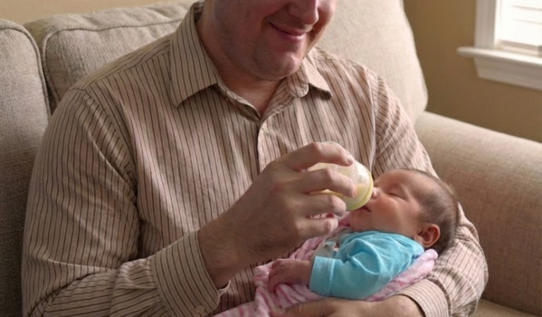 My Mom Abandoned Me at Birth — My Dad Raised Me Alone Until She Returned 22 Years Later With a Demand I Never Expected